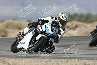 media/Nov-30-2025-TrackXperience (Sun) [[c0061d280f]]/3-Level 1/Session 3 (Turn 16)/